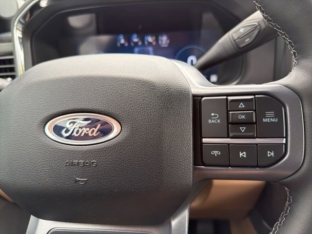 New 2026 Star White Metallic Tri-Coat Ford F-350® Lariat® image 24