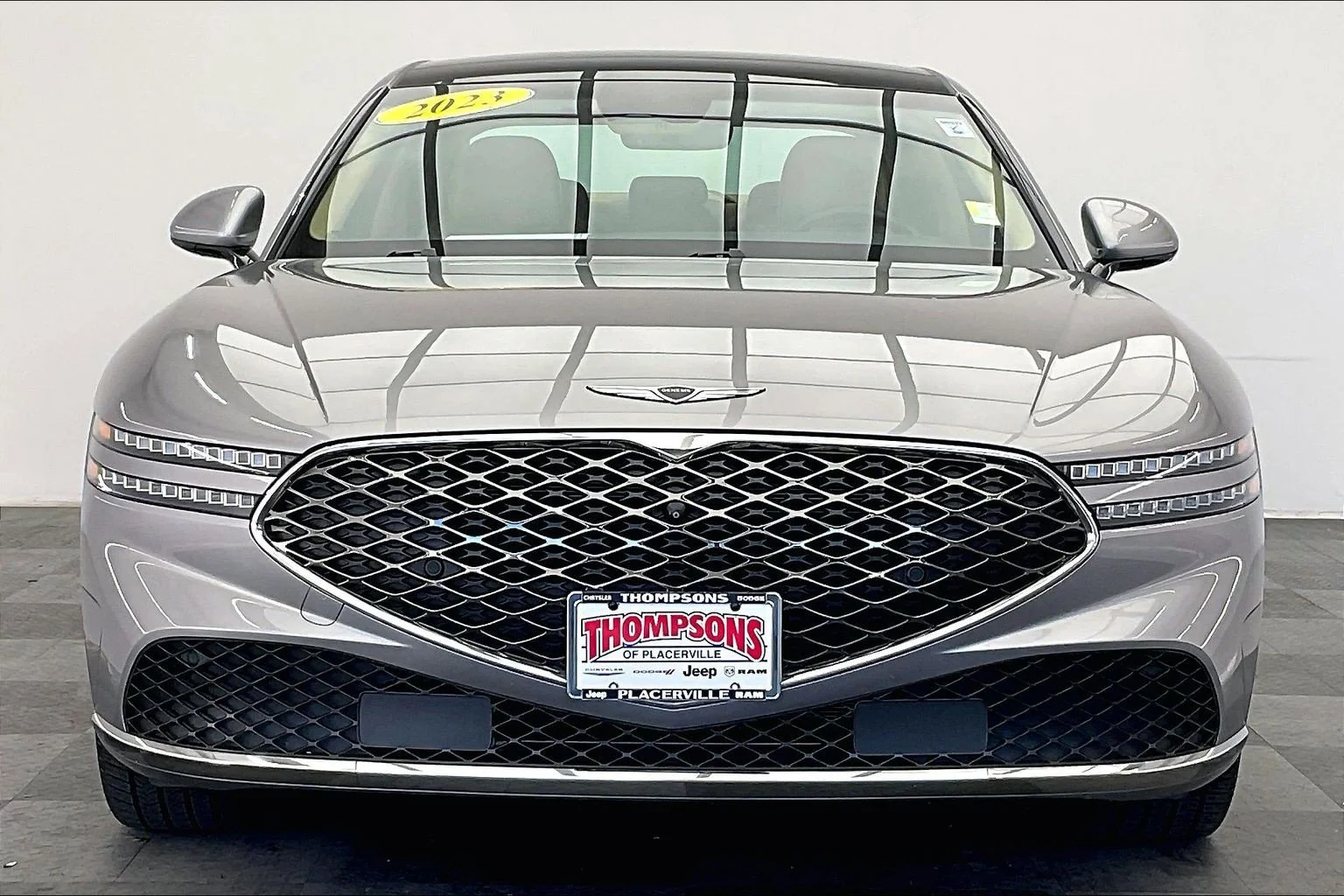 Vehicle Image 2