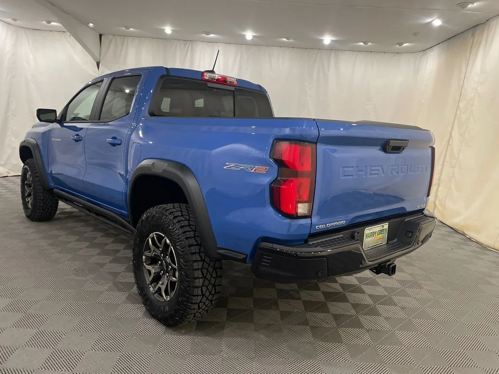2026 Chevrolet Colorado ZR2 - Photo 8