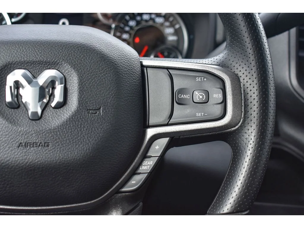 New 2024 Bright White Clearcoat Ram Tradesman image 28