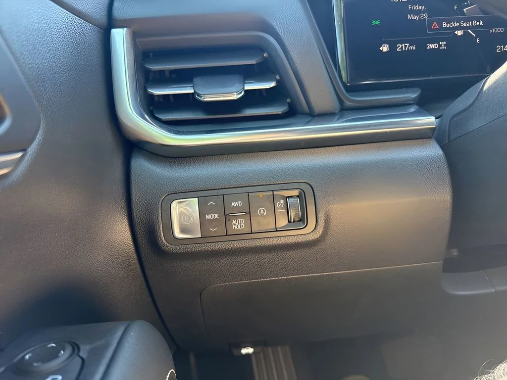 Used 2026 Summit White GMC Elevation image 23