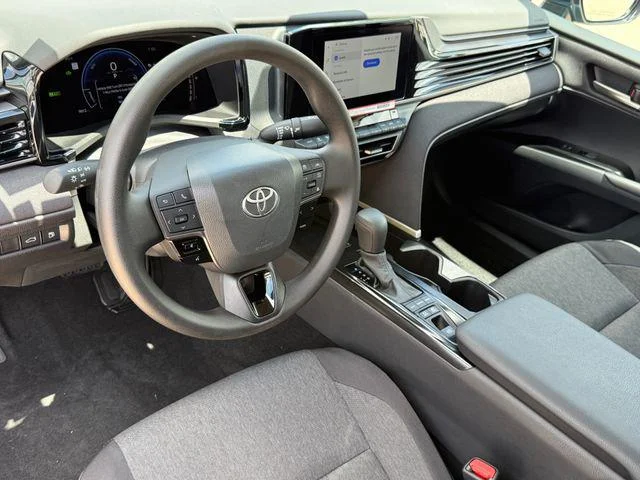 Certified Used 2026  Toyota LE image 37