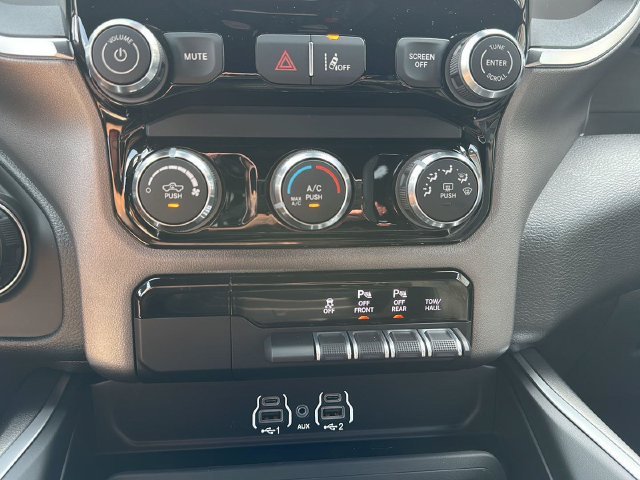 2026 RAM 1500 Express - Photo 23