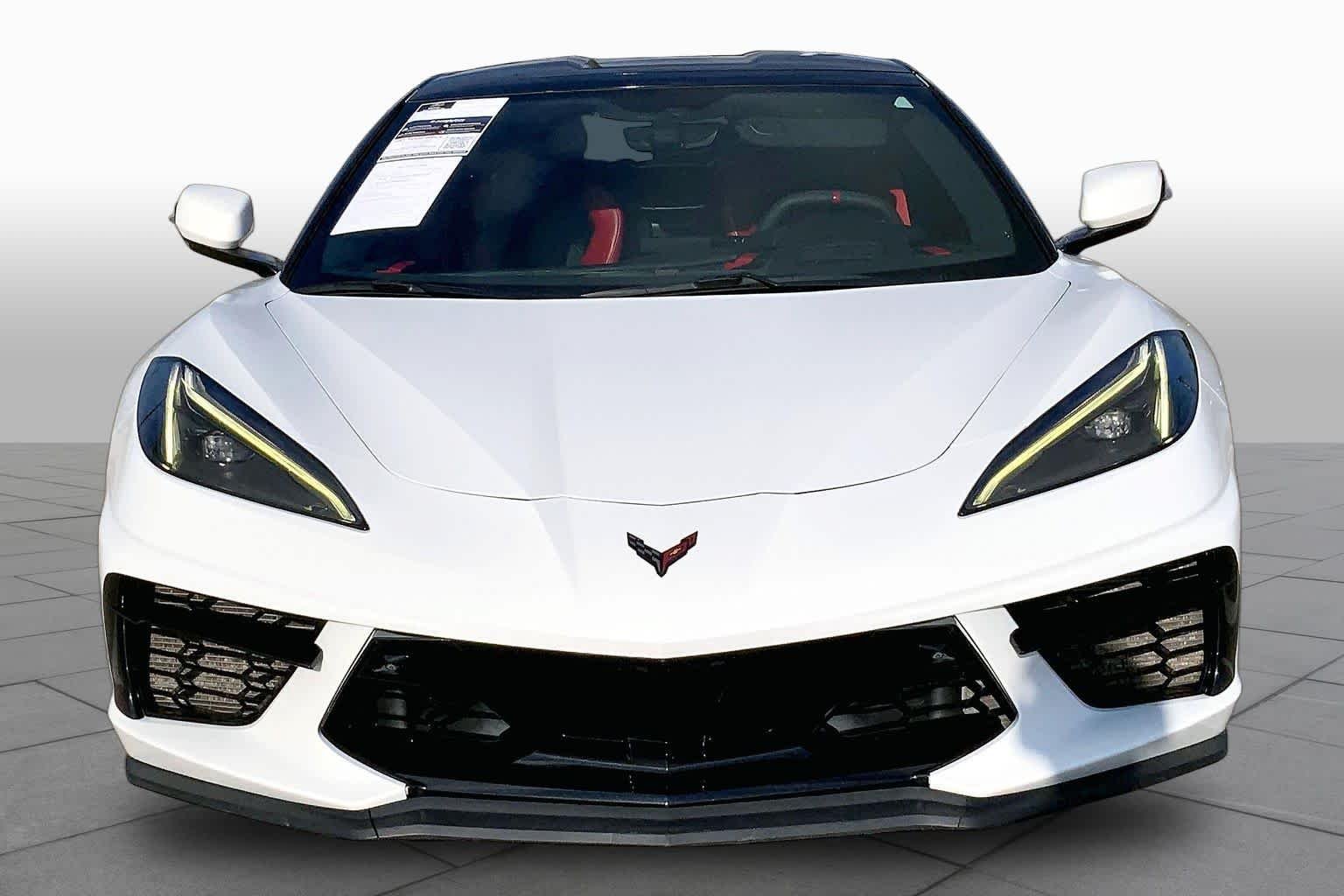 Used 2020 ARCTIC WHITE Chevrolet 3LT image 4