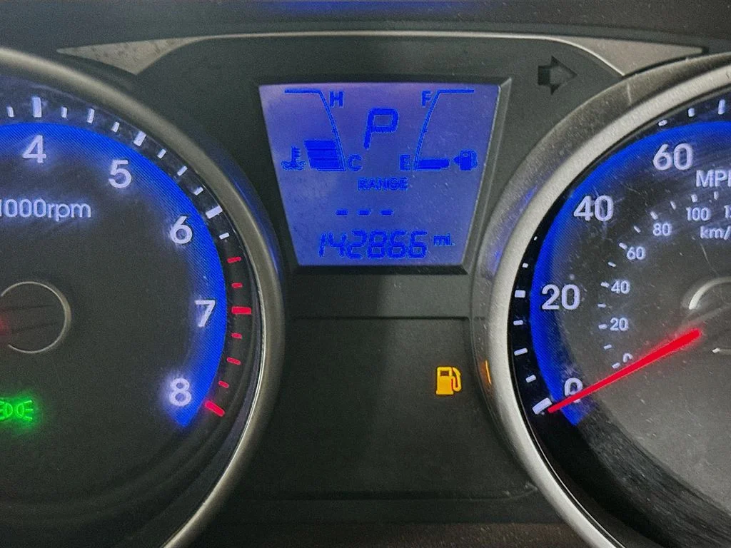 Used 2010 Blue Hyundai Limited image 14