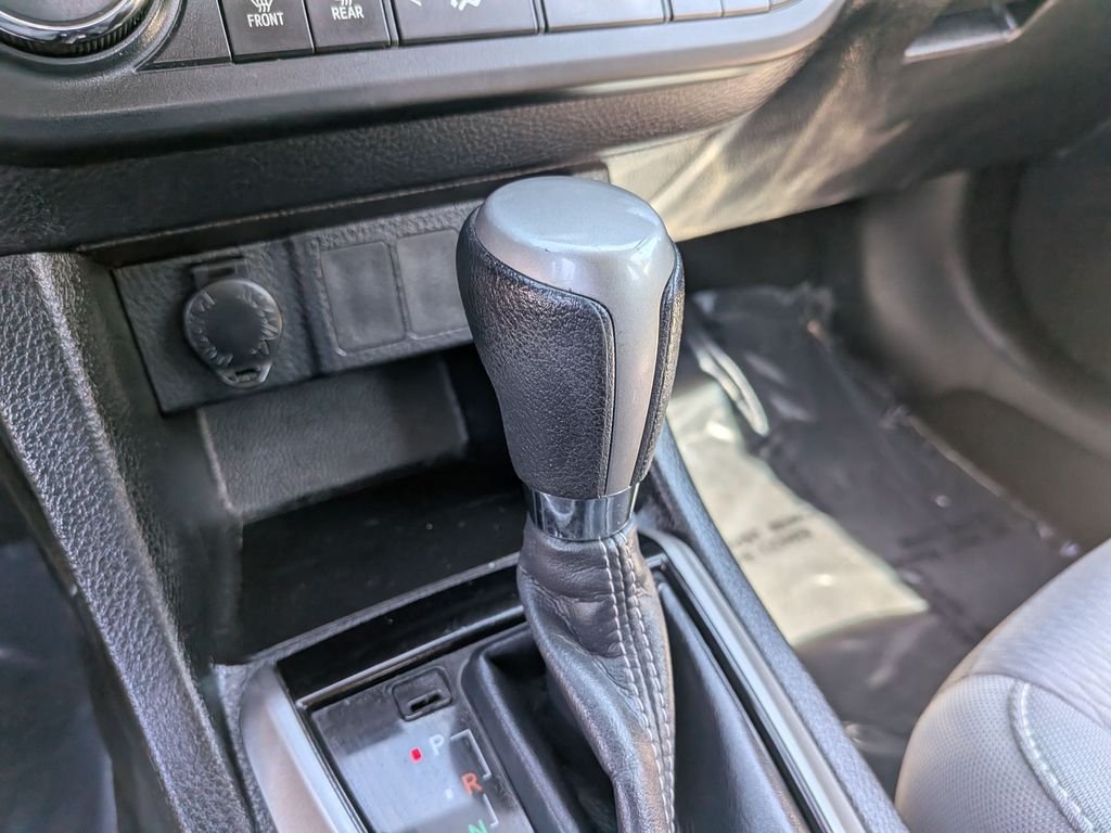 2014 Toyota Corolla LE Plus - Photo 23