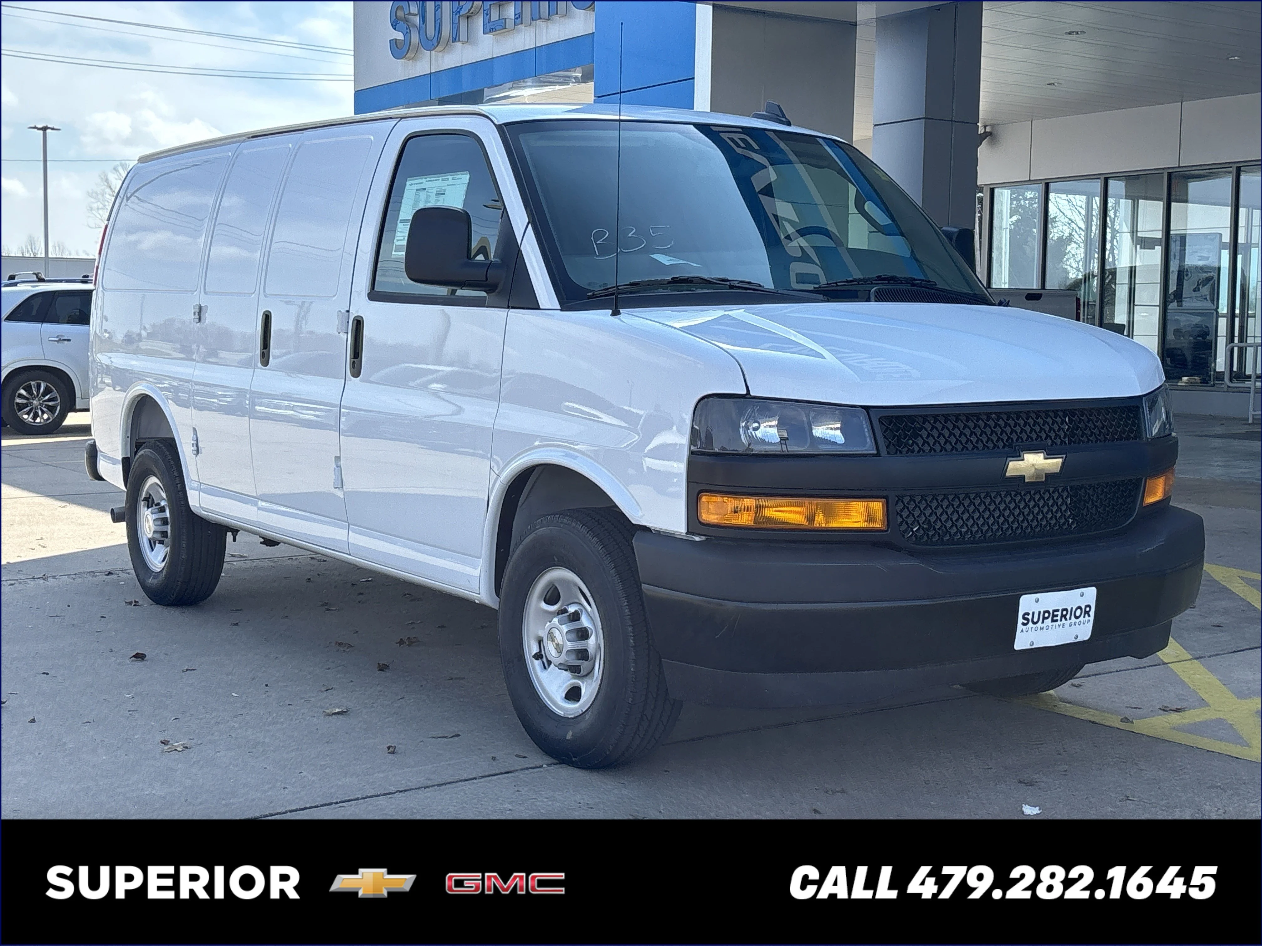 2025 Chevrolet Express 2500 Work Van HD's photo