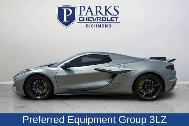 Used 2023 Hypersonic Gray Metallic Chevrolet 3LZ image 4