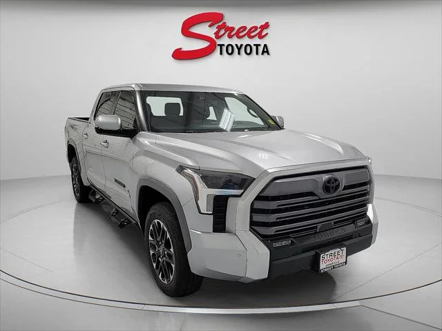 Certified Used 2025 CELESTIAL SILVER Toyota  image 5