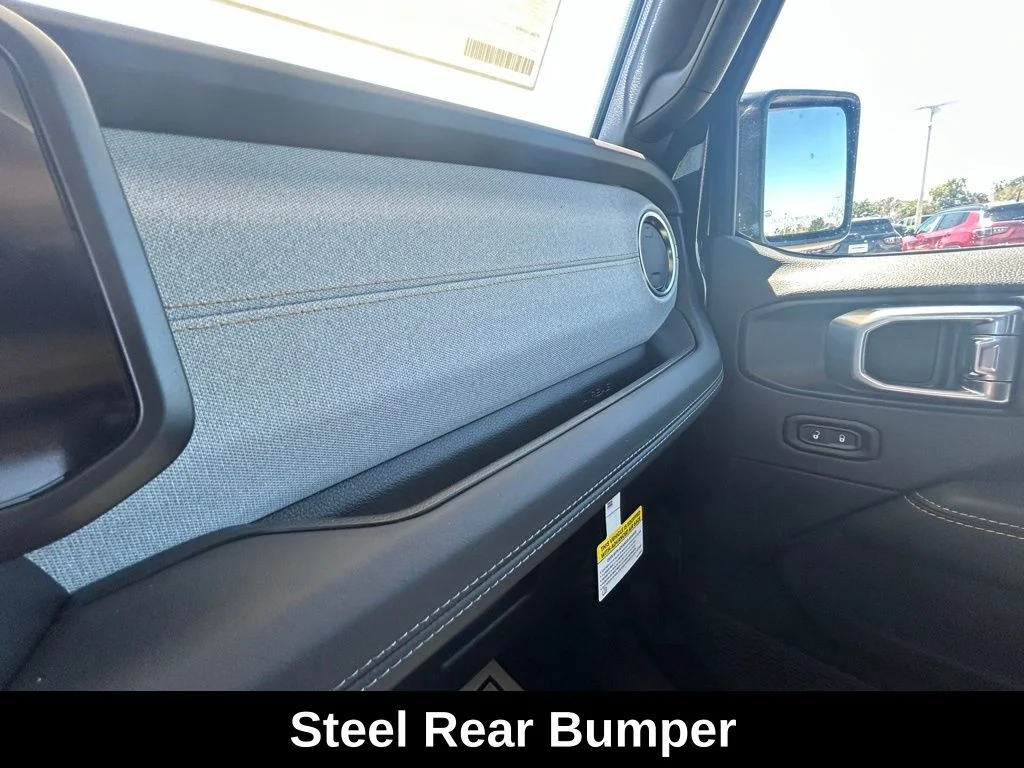 New 2025 Black Clear-Coat Exterior Paint Jeep Backcountry 4xe image 22