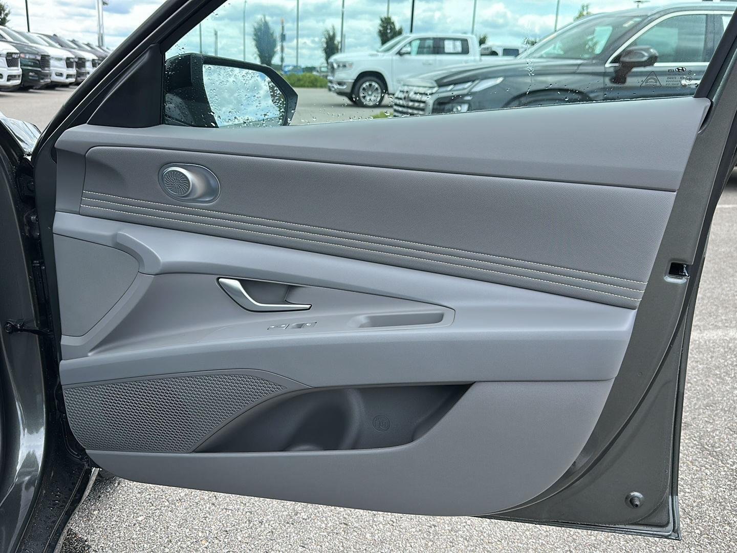 New 2026 Amazon Gray HYUNDAI  image 32