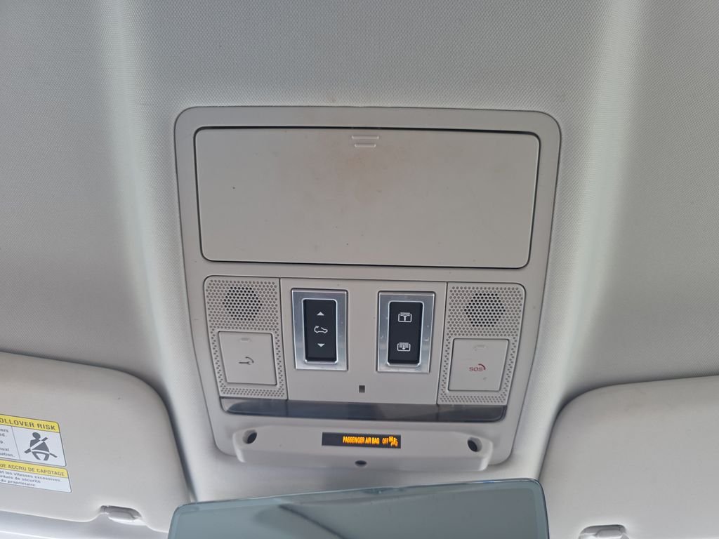 Used 2020 Fuji White Land Rover S image 26