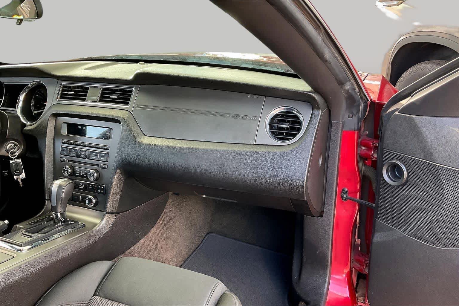 Used 2013 Red Candy Metallic Tinted Clearcoat Ford V6 image 17