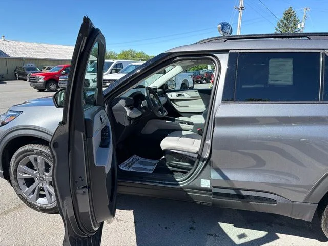 Used 2026 Carbonized Gray Metallic Ford Active image 21