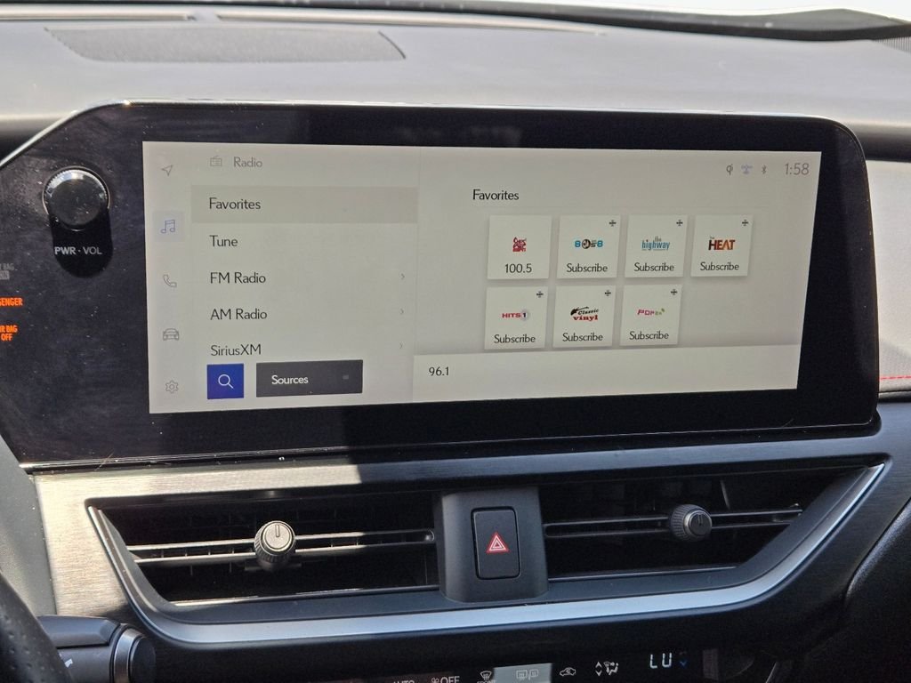 Used 2023 Silver Lexus UX 250h F SPORT Handling image 25