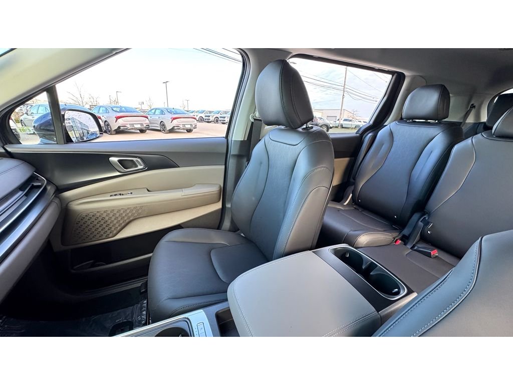 New 2026 Deep Chroma Blue Kia LXS image 8