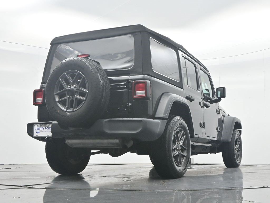 Used 2024 Black Clearcoat Jeep Sport S image 39