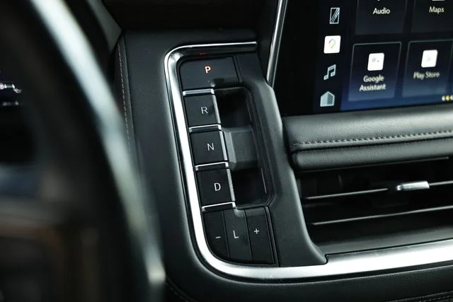 Used 2022 Black Chevrolet High Country image 37