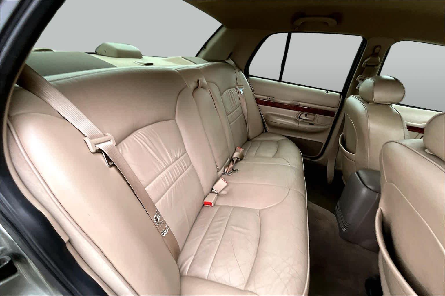Used 2002 Chestnut Metallic Mercury LS Premium image 18