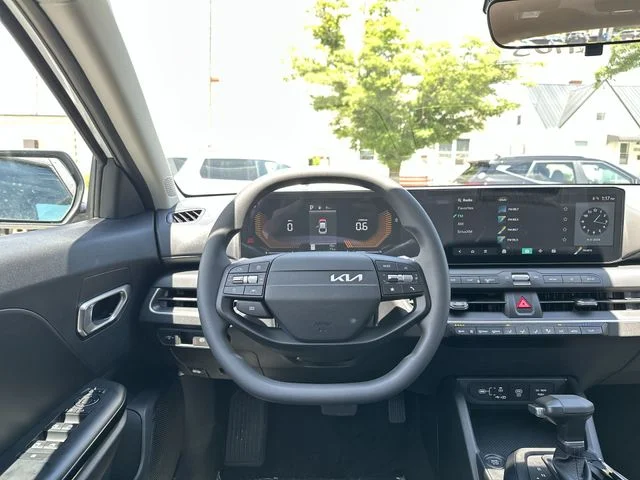 New 2026 Snow White Pearl Kia LXS image 13