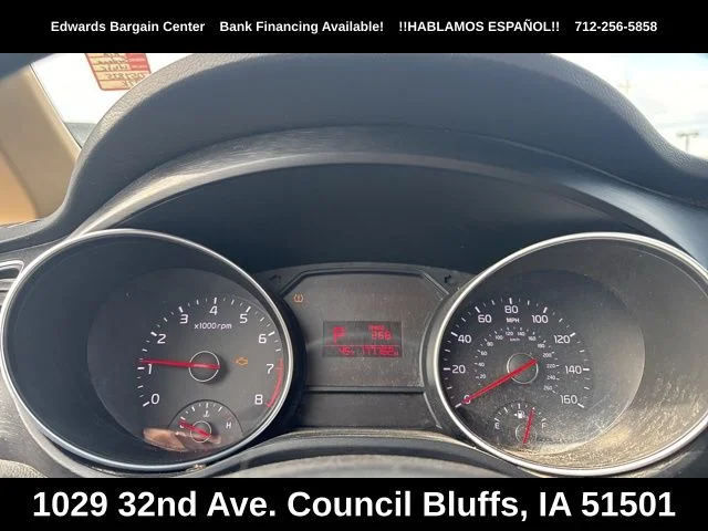 Used 2015 White Kia LX image 20