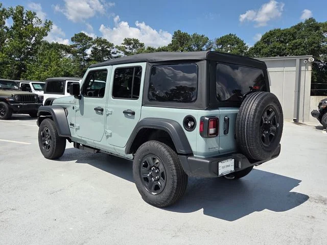 New 2026 Earl Clearcoat Jeep Sport image 6