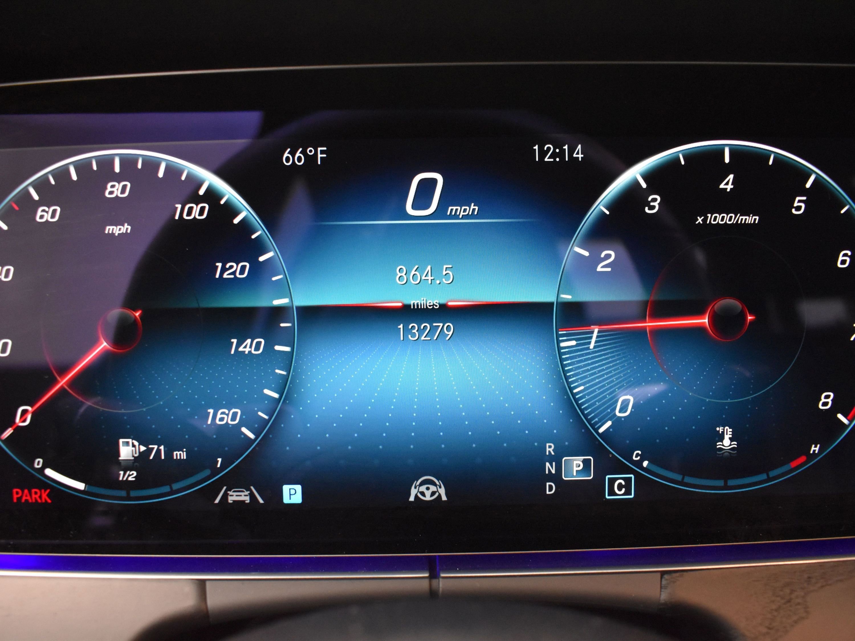 2022 Mercedes-Benz E-Class E350 - Photo 8