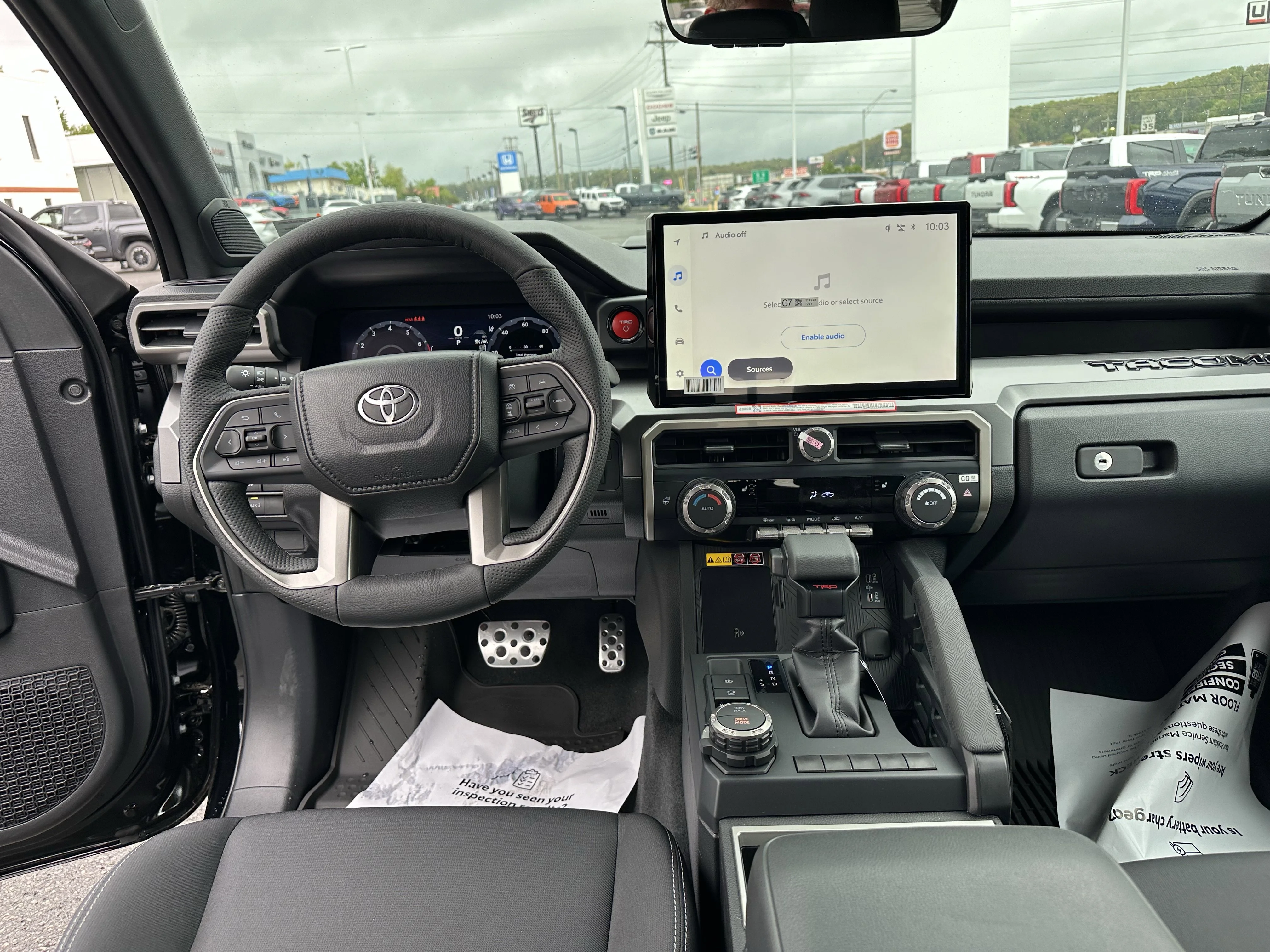 2026 Toyota Tacoma TRD Sport - Photo 10