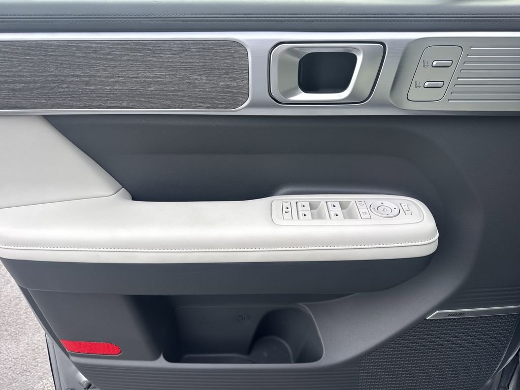 Used 2024 Silver Hyundai Calligraphy image 10