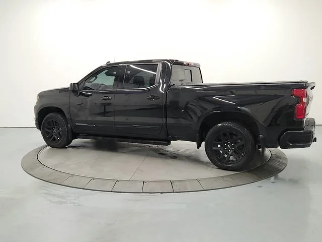 Used 2024 Black Chevrolet High Country image 5