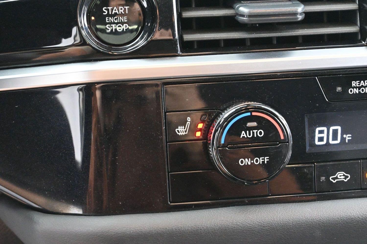 Used 2025 Gun Metallic Nissan SL image 24