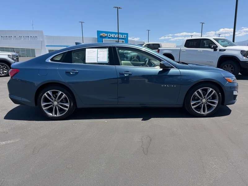 Used 2024 Lakeshore Blue Metallic Chevrolet 2LT image 2