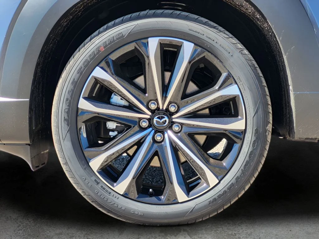 Used 2025 Polymetal Gray Metallic Mazda Premium Plus image 6