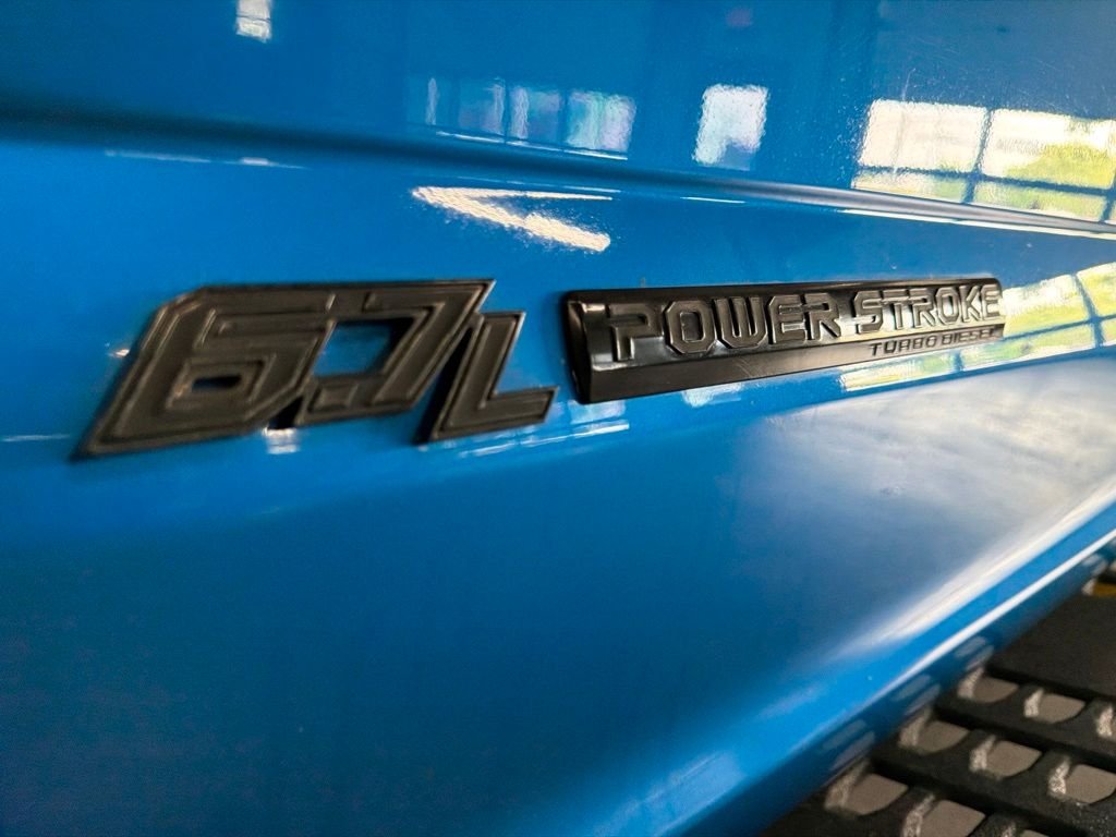 Used 2020 Blue Metallic Ford XLT image 16