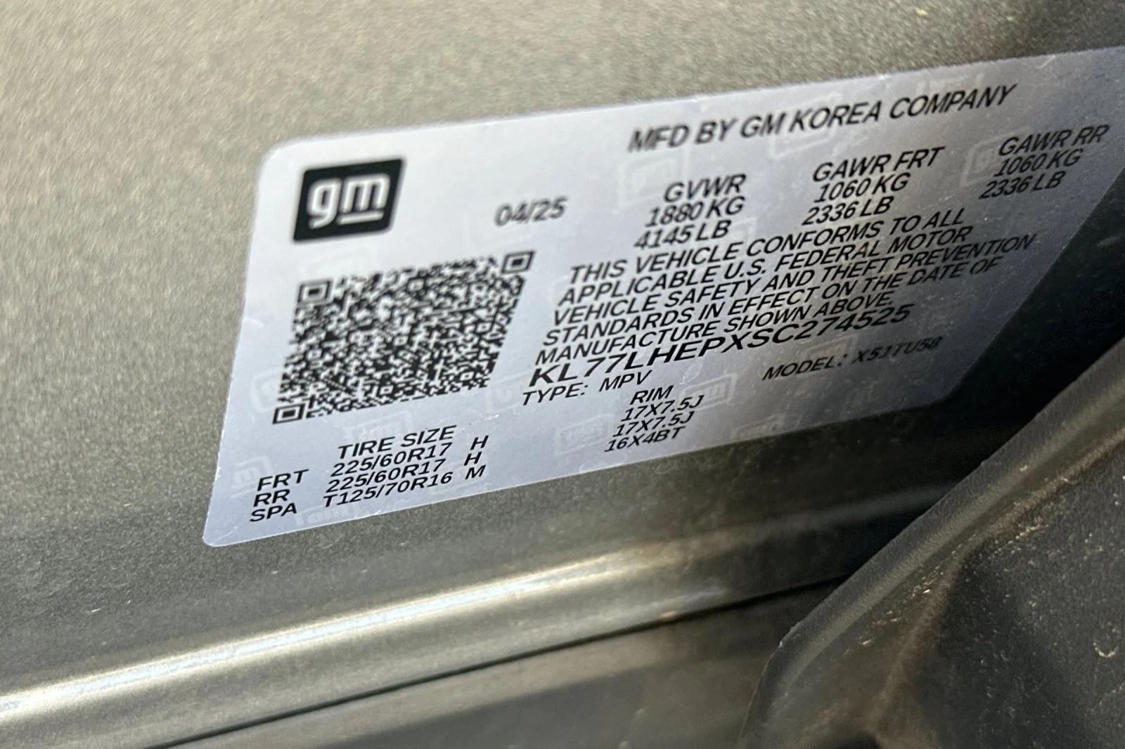 Used 2025 Gray Chevrolet LT image 28