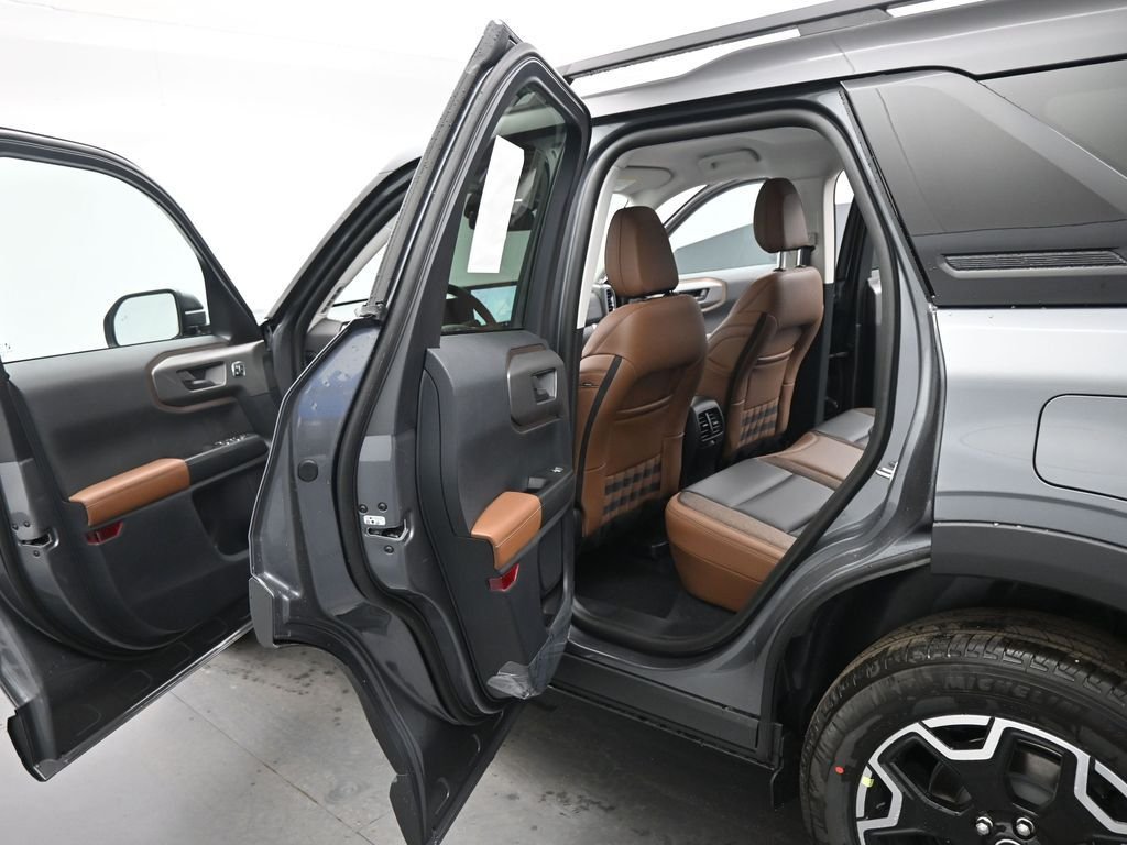 New 2026 Carbonized Gray Metallic Ford Outer Banks image 15