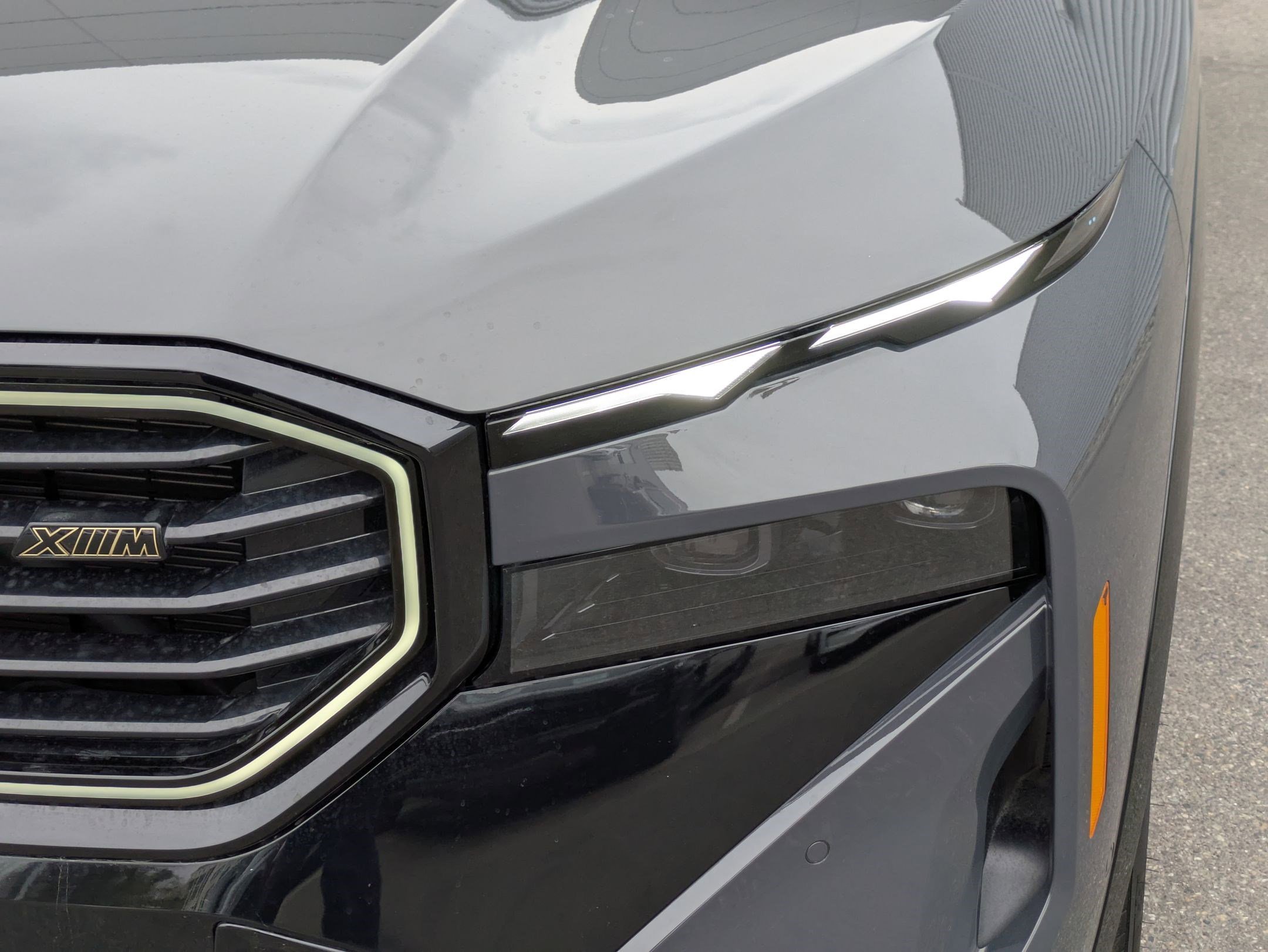 2025 BMW XM Base - Photo 9