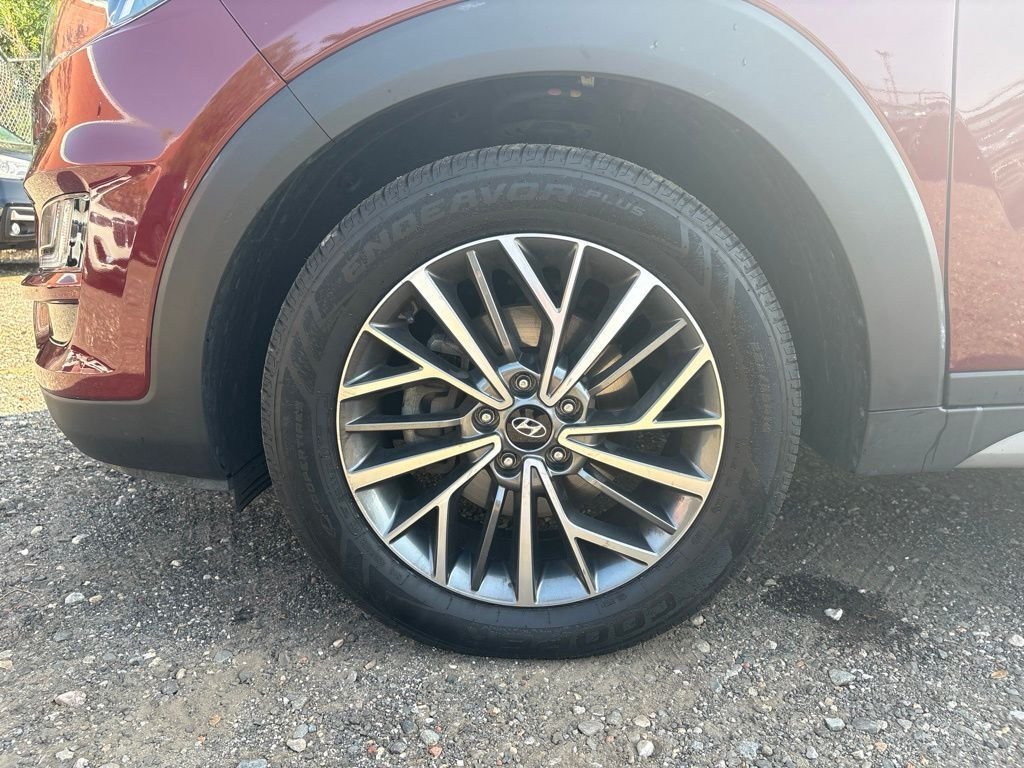 Used 2020 Red Hyundai Ultimate image 21