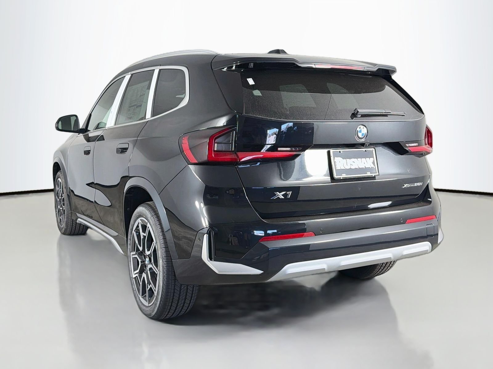 New 2026 Black Sapphire Metallic BMW xDrive28i image 5