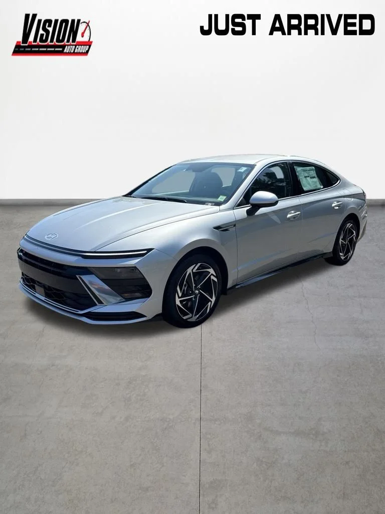 New 2026 Silver Hyundai SEL Sport image 1