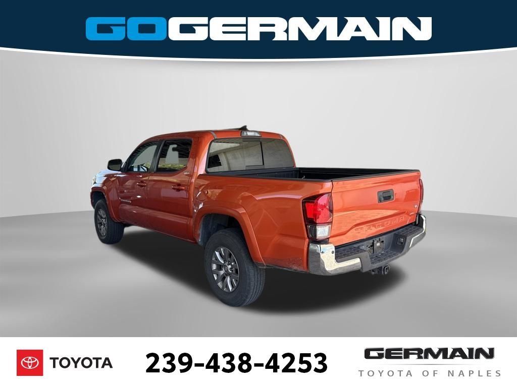 Used 2018 Orange Toyota SR5 image 7