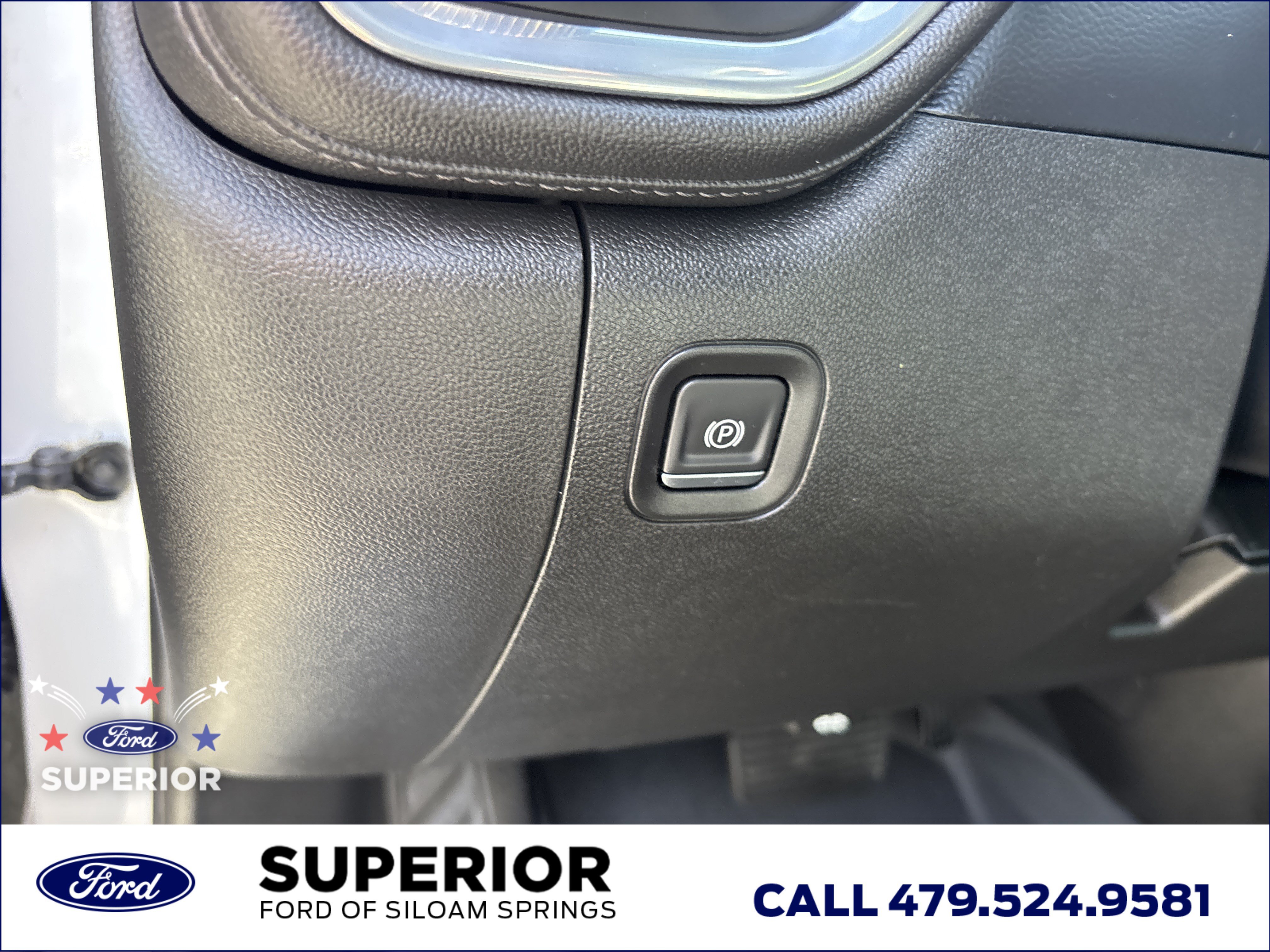 Used 2021 White Frost Tricoat GMC SLT 4WD image 26