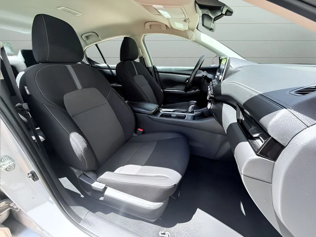 Certified Used 2022 Silver Nissan SV image 35