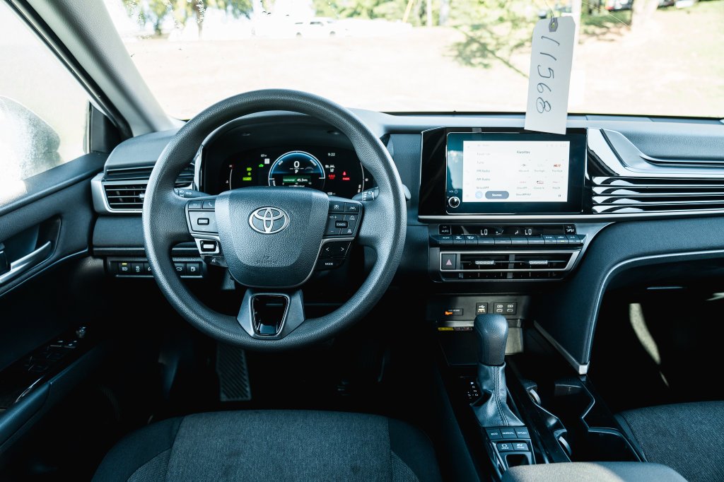 Certified Used 2025 Ice Toyota LE image 12
