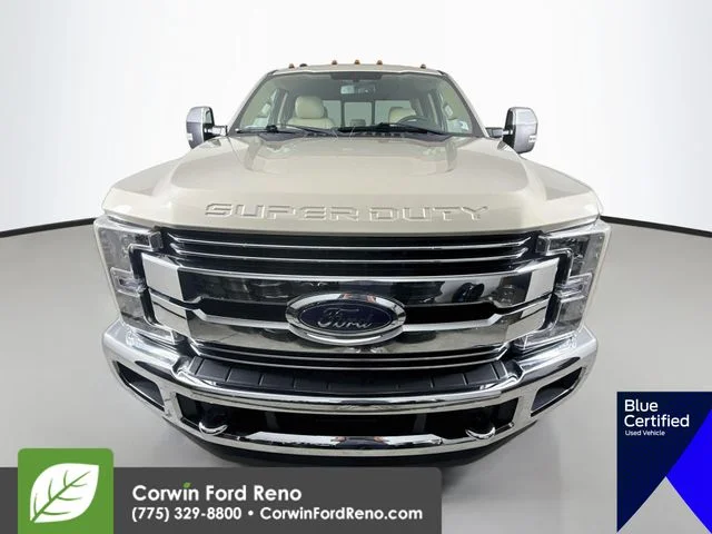 Certified Used 2017 White Gold Metallic Ford Lariat image 2