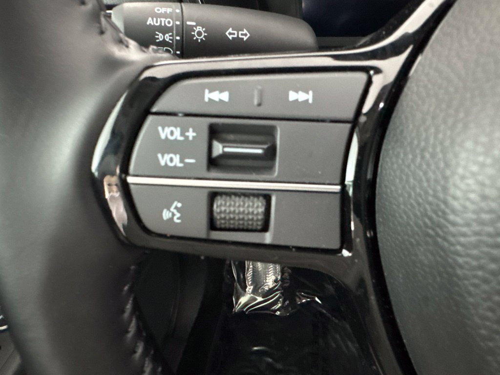 Used 2026 White Honda EX-L image 45