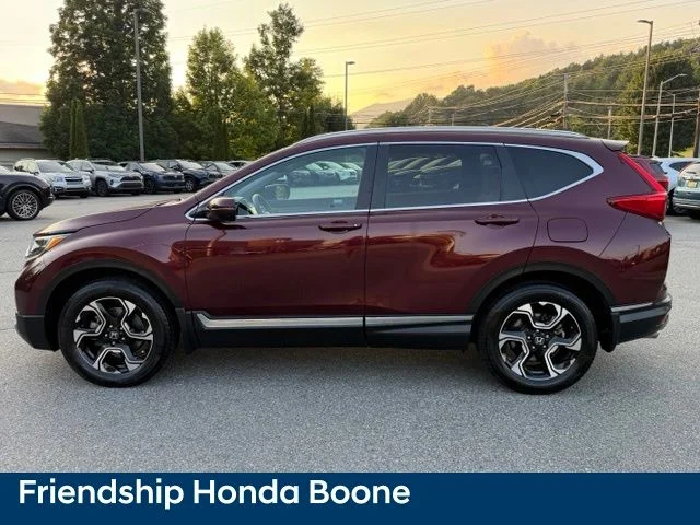 Used 2018 Red Honda Touring image 12