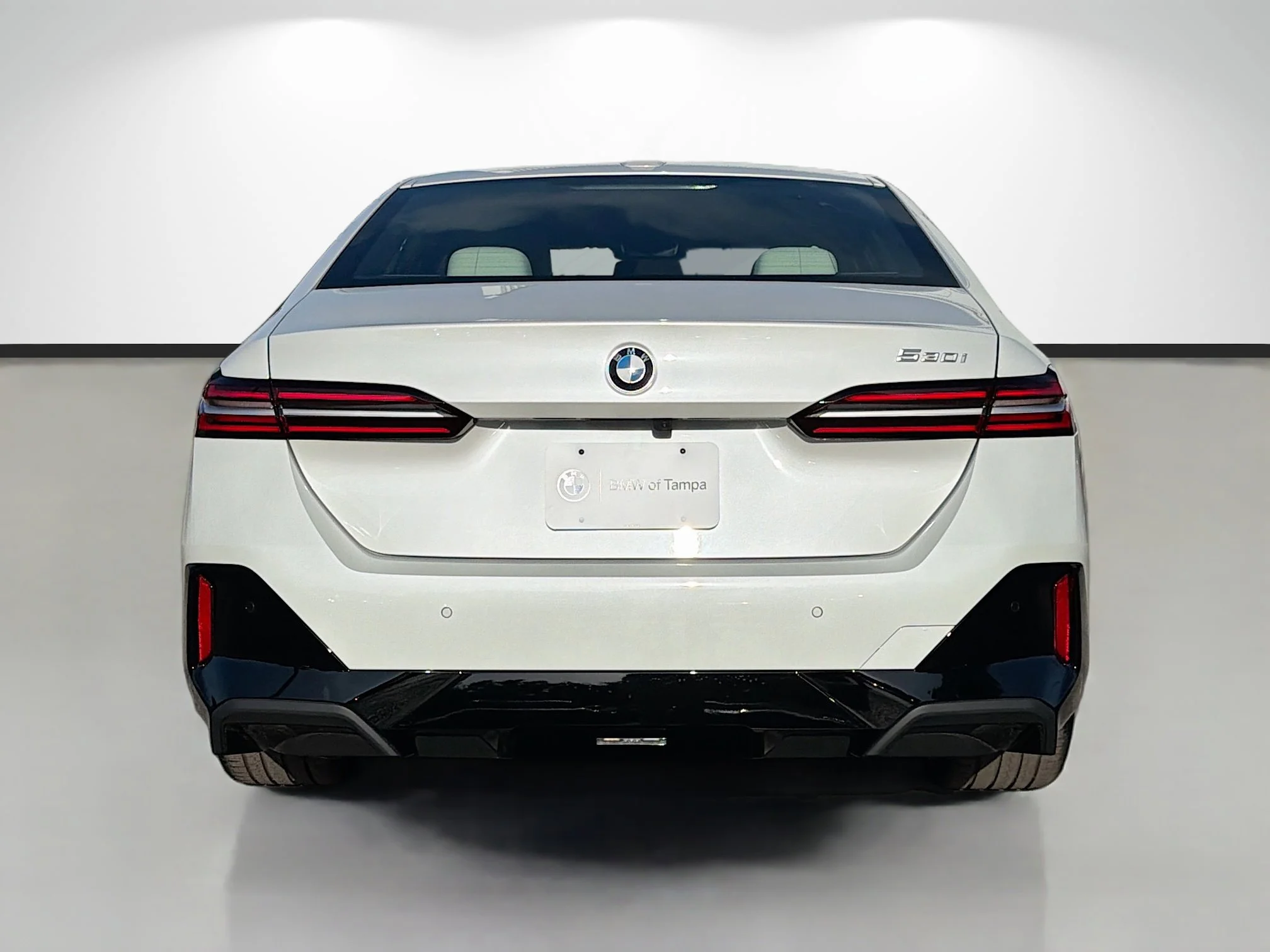 New 2027 Mineral White Metallic BMW 530i image 4