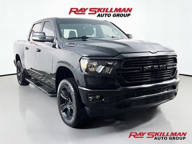 2020 RAM 1500 Big Horn/Lone Star 4x4 Crew Cab 5'7's photo