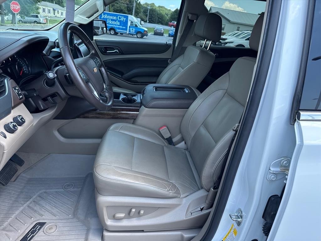 Used 2019 SUMMIT WHITE Chevrolet LT image 12
